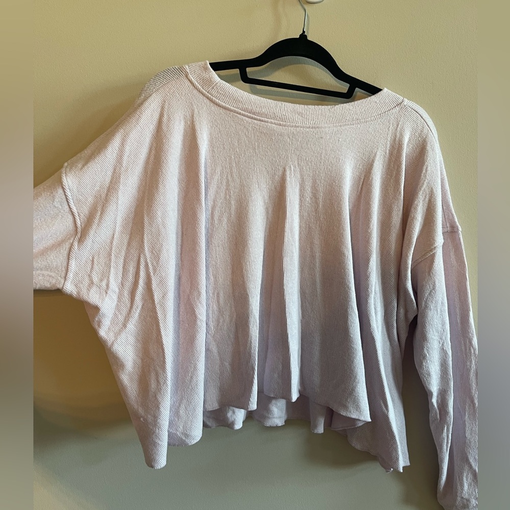 Cropped boutique light lavender long sleeve sweater